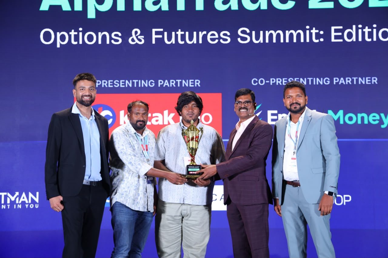 The Simple Trade speaking at a trading summit